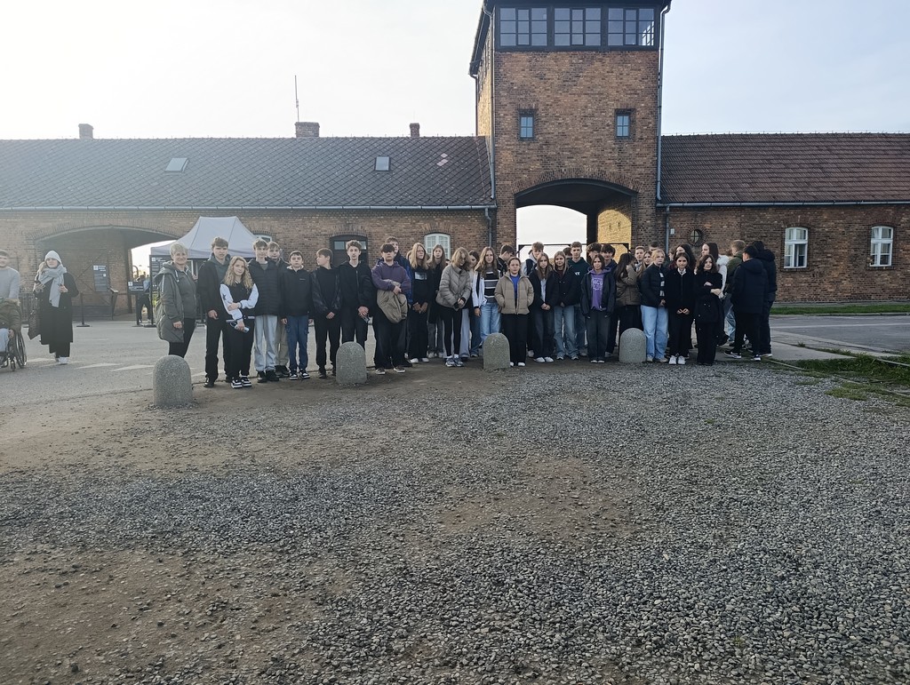 „Auschwitz nie spadło z nieba”